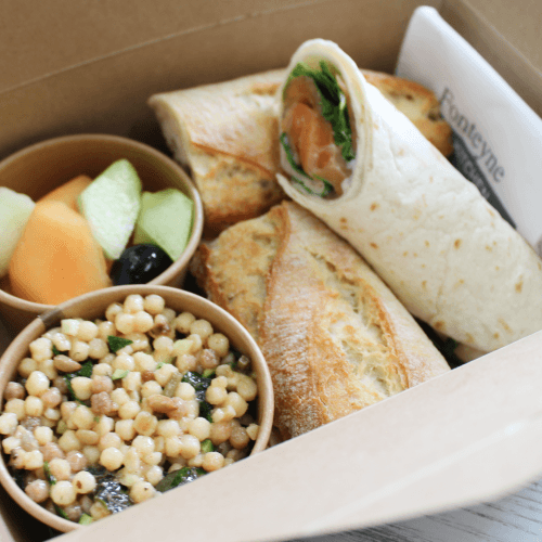 Business lunch box van Fonteyne The Kitchen: wrap, sandwiches, salade en fruit