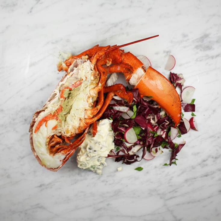 DEMI HOMARD "BELLEVUE" / SAUCE TARTARE AUX HERBES / SALADE VERTE (GF) -- (1 PERS.)