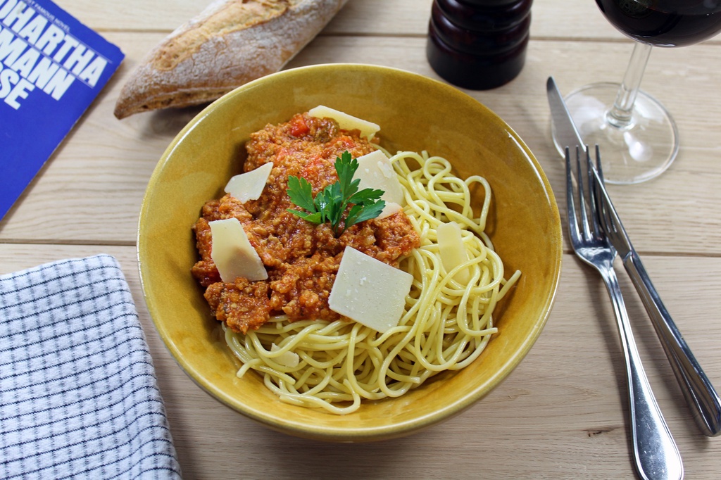 SPAGHETTI BOLOGNESE / 100% MINCED POULTRY (550 g)